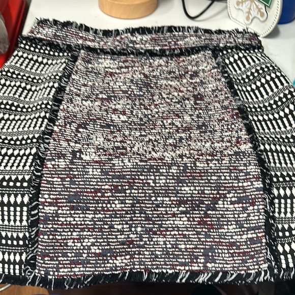 French Connection Chic Black and‎ White Skirt - Picture 1 of 5